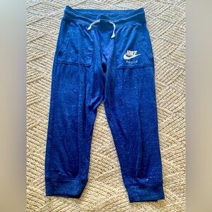 * 3 for $20 * Nike midrise cropped jogger/sweat pants with tie waist and pockets
